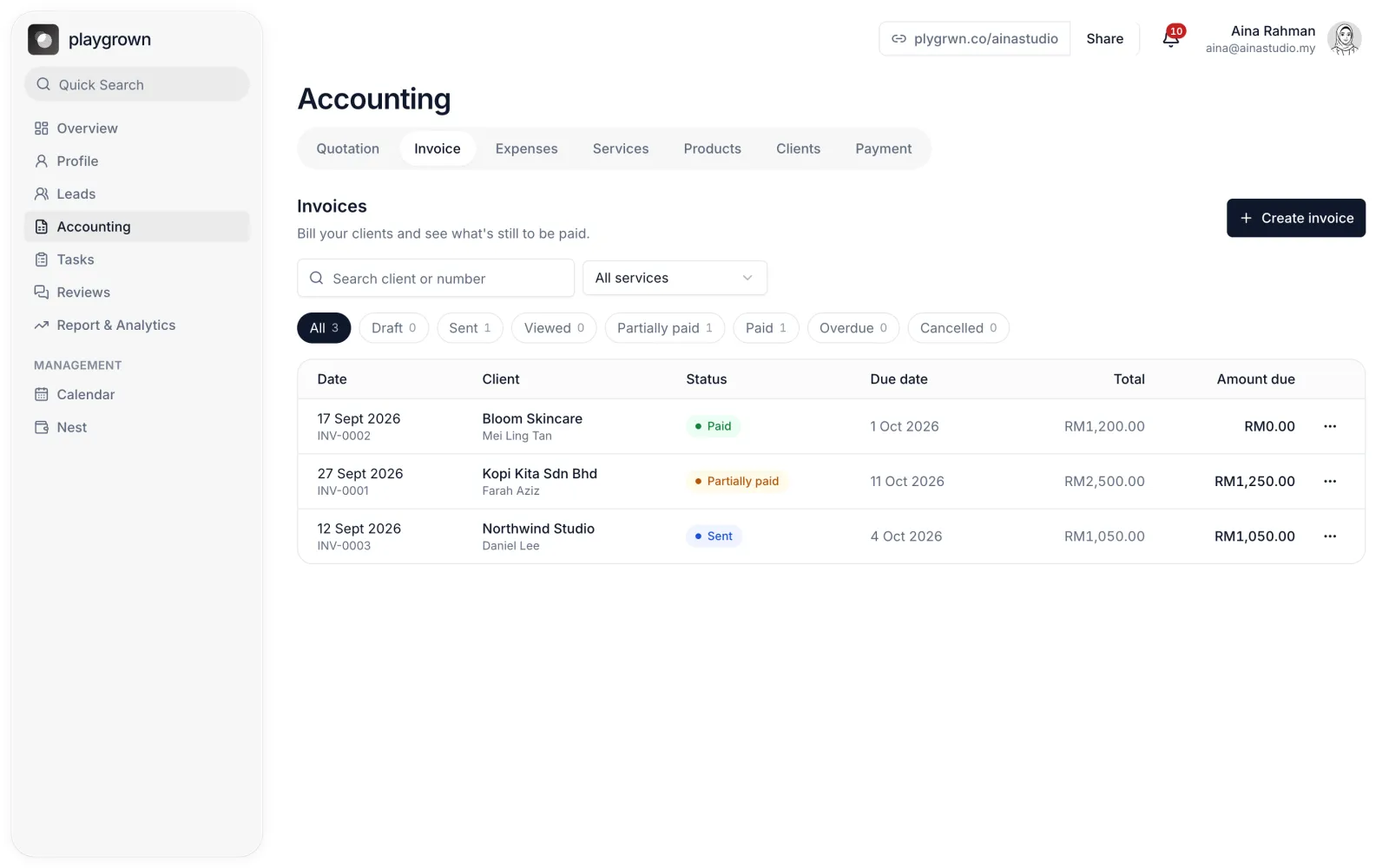 Invoice list with paid, sent and overdue statuses